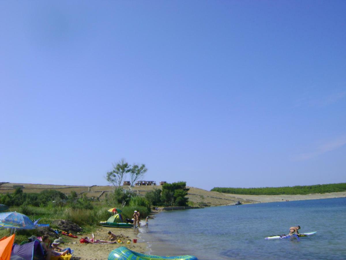 Luce Case de vacanță Povljana